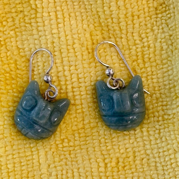 Elegant genuine Maya jade jaguar Earrings - Picture 2 of 2